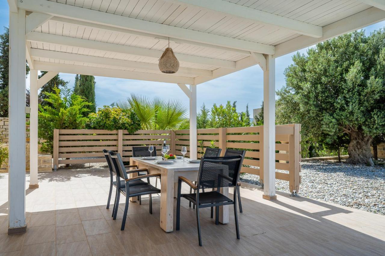 Golden Sky Villa Камиларион Экстерьер фото