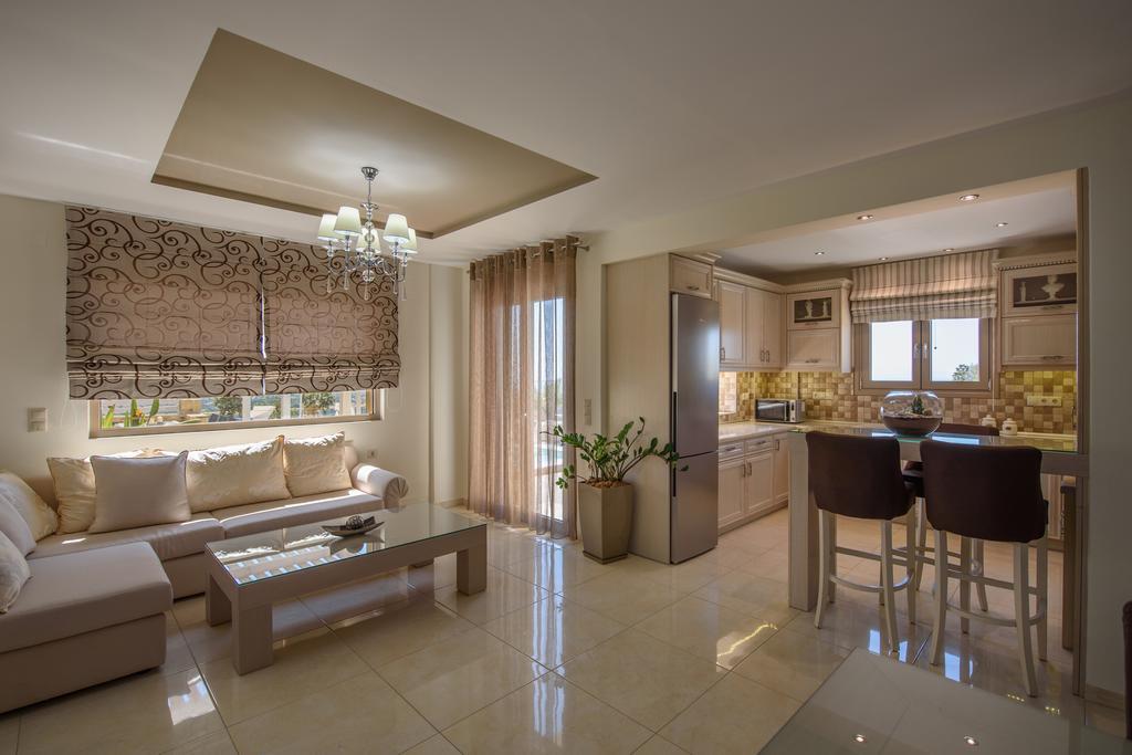Golden Sky Villa Камиларион Экстерьер фото